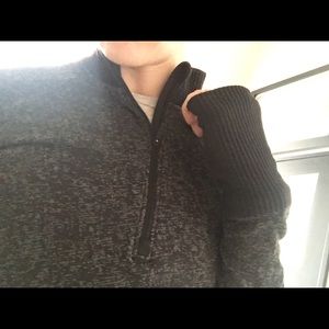Lululemon fitted Pull-Over- winter